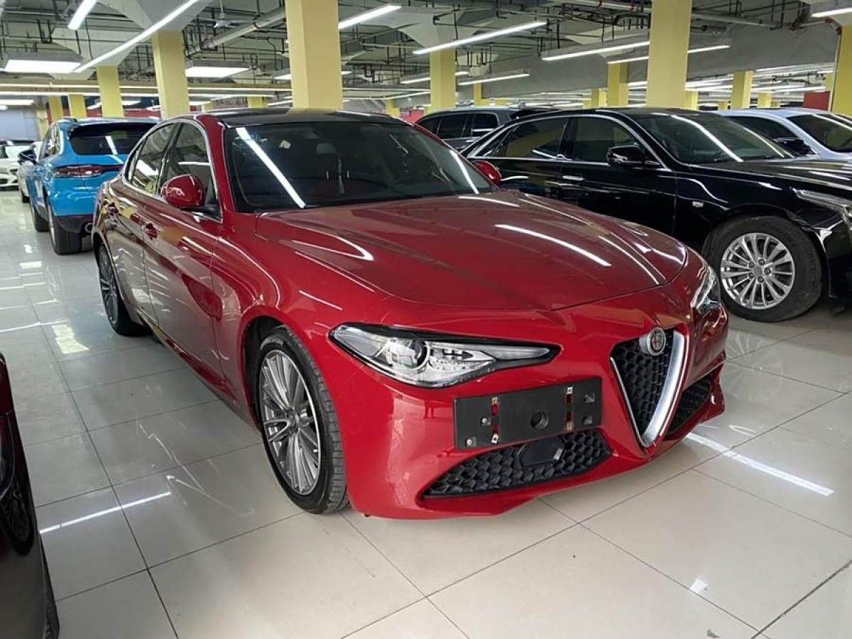 阿爾法·羅密歐 Giulia  2017款 2.0T 200HP 豪華版圖片