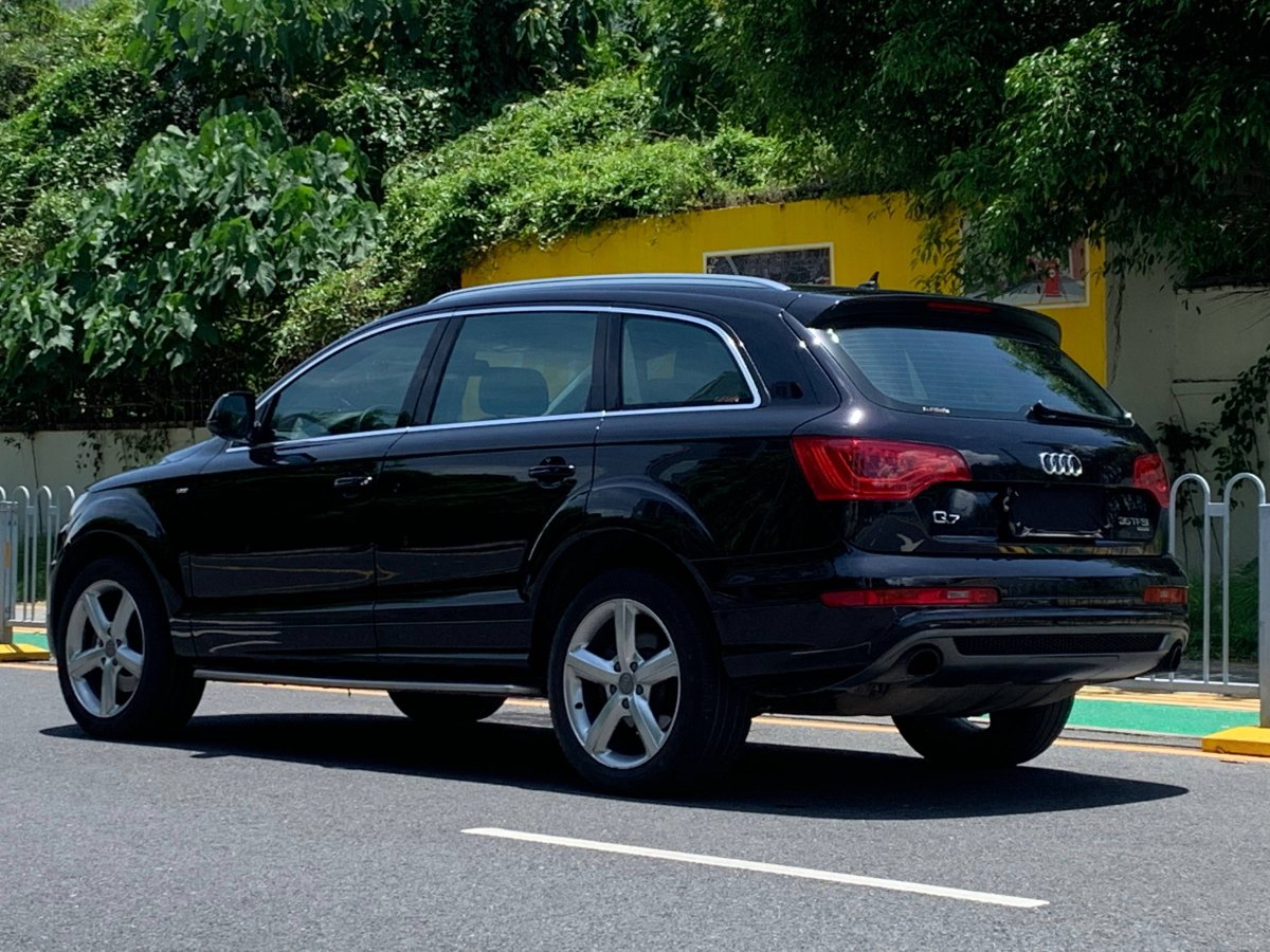 奧迪 奧迪Q7  2015款 35 TFSI 運動型圖片