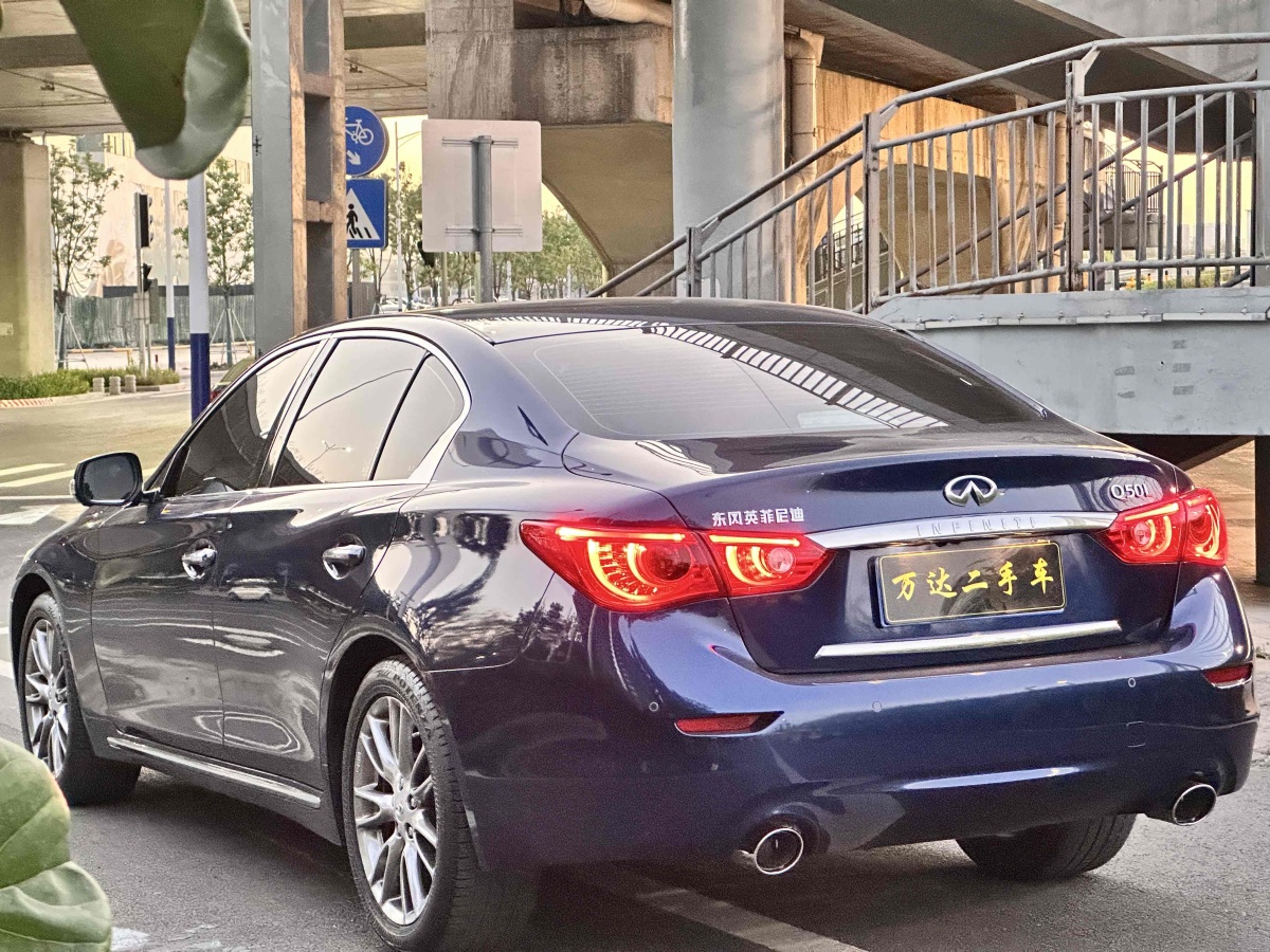 英菲尼迪 Q50L  2016款 2.0T 進取版圖片