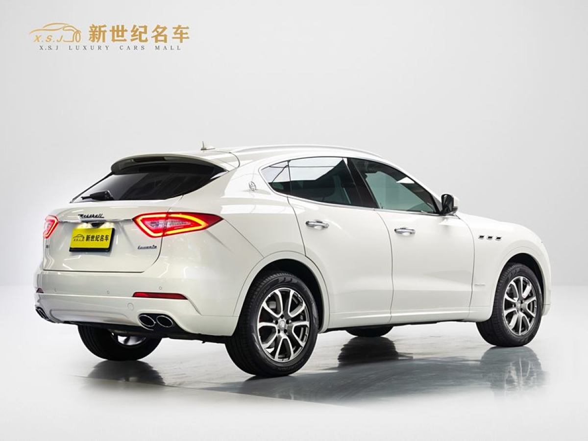 瑪莎拉蒂 Levante  2019款 3.0T 350Hp 標(biāo)準(zhǔn)版 國VI圖片