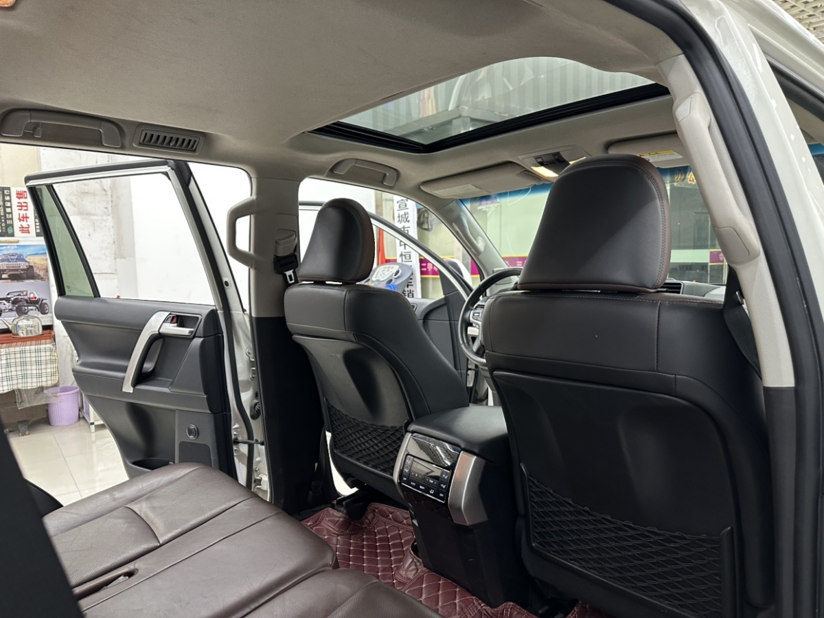 豐田 普拉多  2019款 3.5L 自動TX-L尊享版后掛備胎圖片