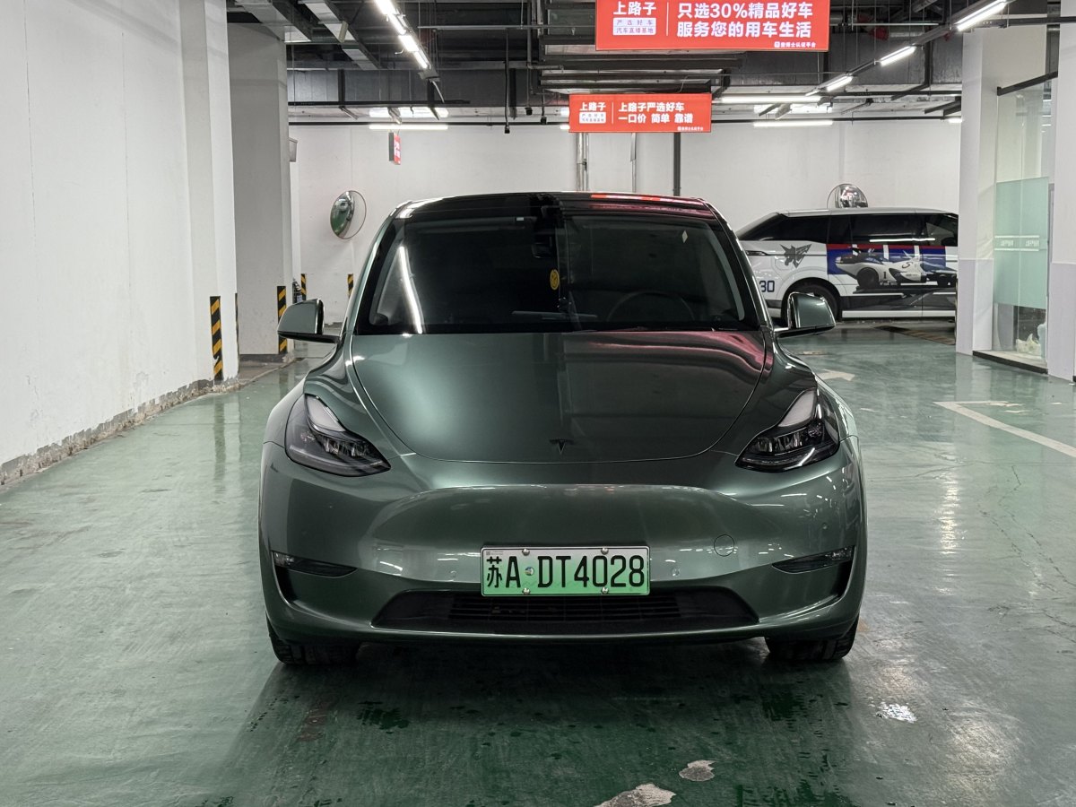 特斯拉 Model 3  2021款 改款 標(biāo)準(zhǔn)續(xù)航后驅(qū)升級版圖片