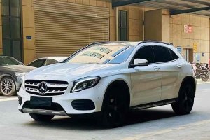 奔馳GLA 奔馳 GLA 200 時(shí)尚型