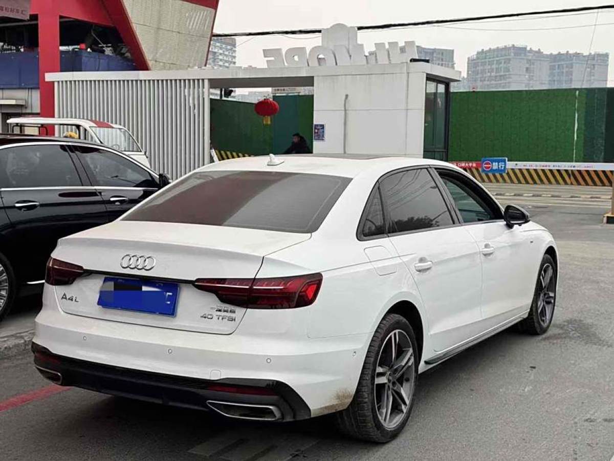 奧迪 奧迪A4L  2022款 40 TFSI 豪華動感型圖片