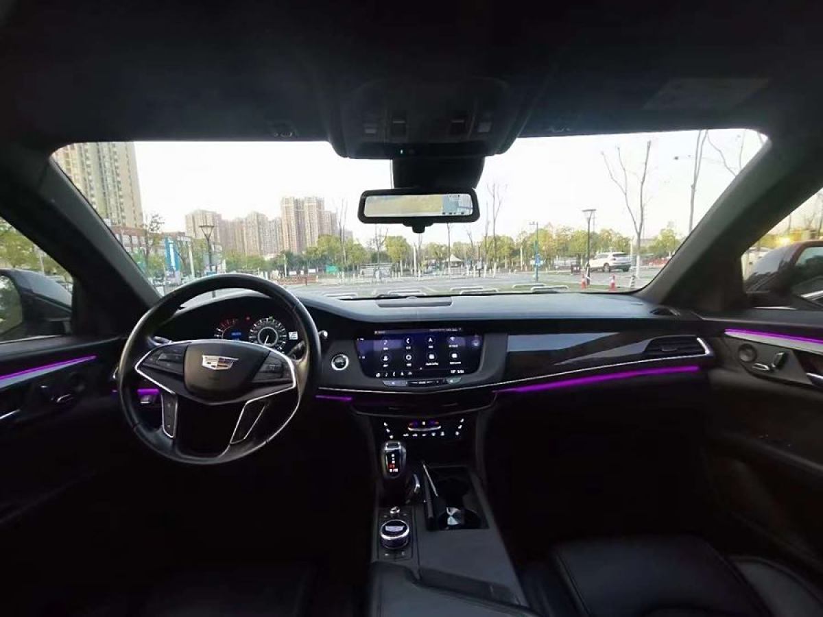 凱迪拉克 CT6  2019款 28T 豪華型圖片