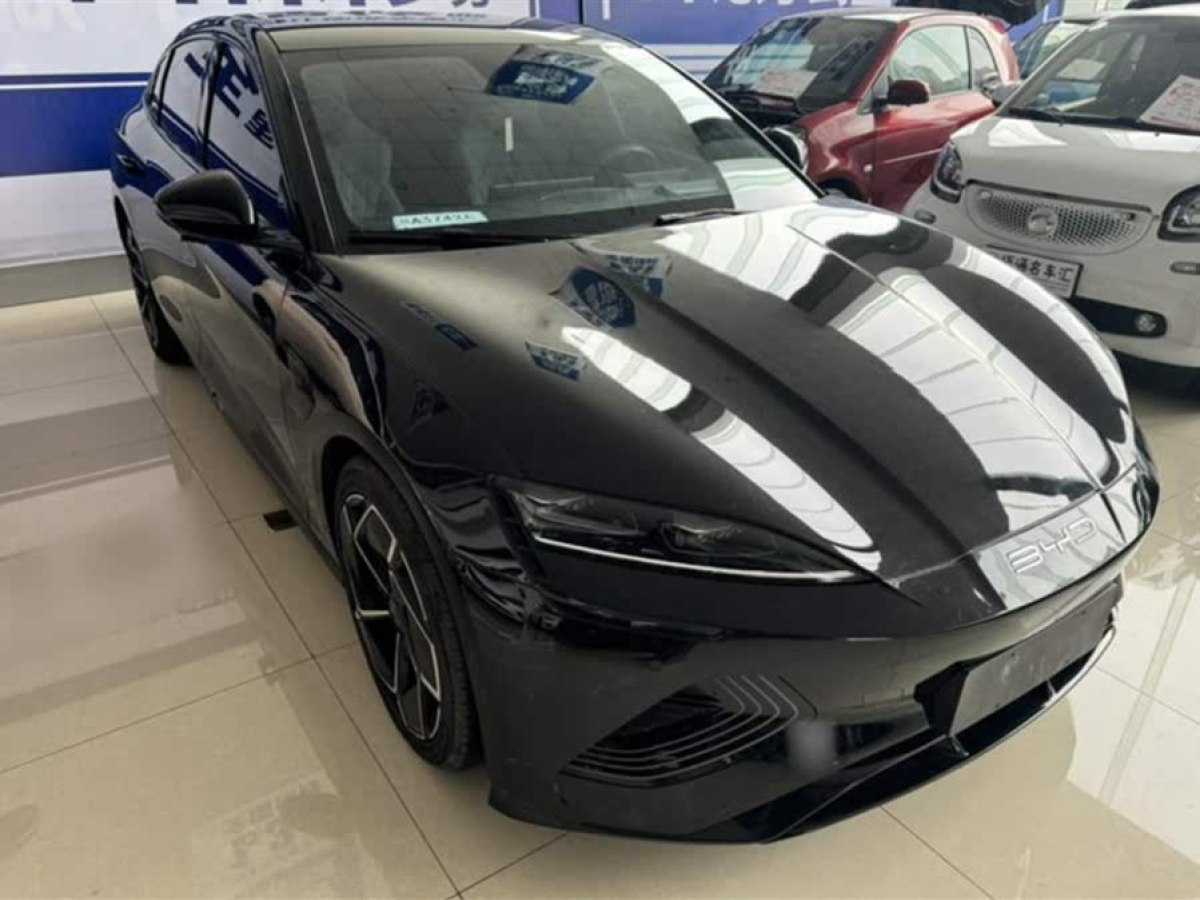比亞迪 海豹  2022款 700km 長(zhǎng)續(xù)航后驅(qū)版圖片