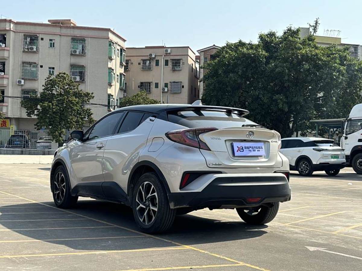 豐田 C-HR  2020款 2.0L 豪華版圖片