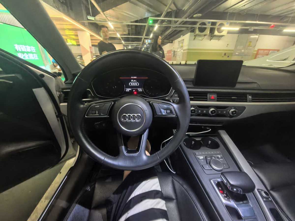 奧迪 奧迪A4L  2018款 30周年年型 40 TFSI 進取型圖片