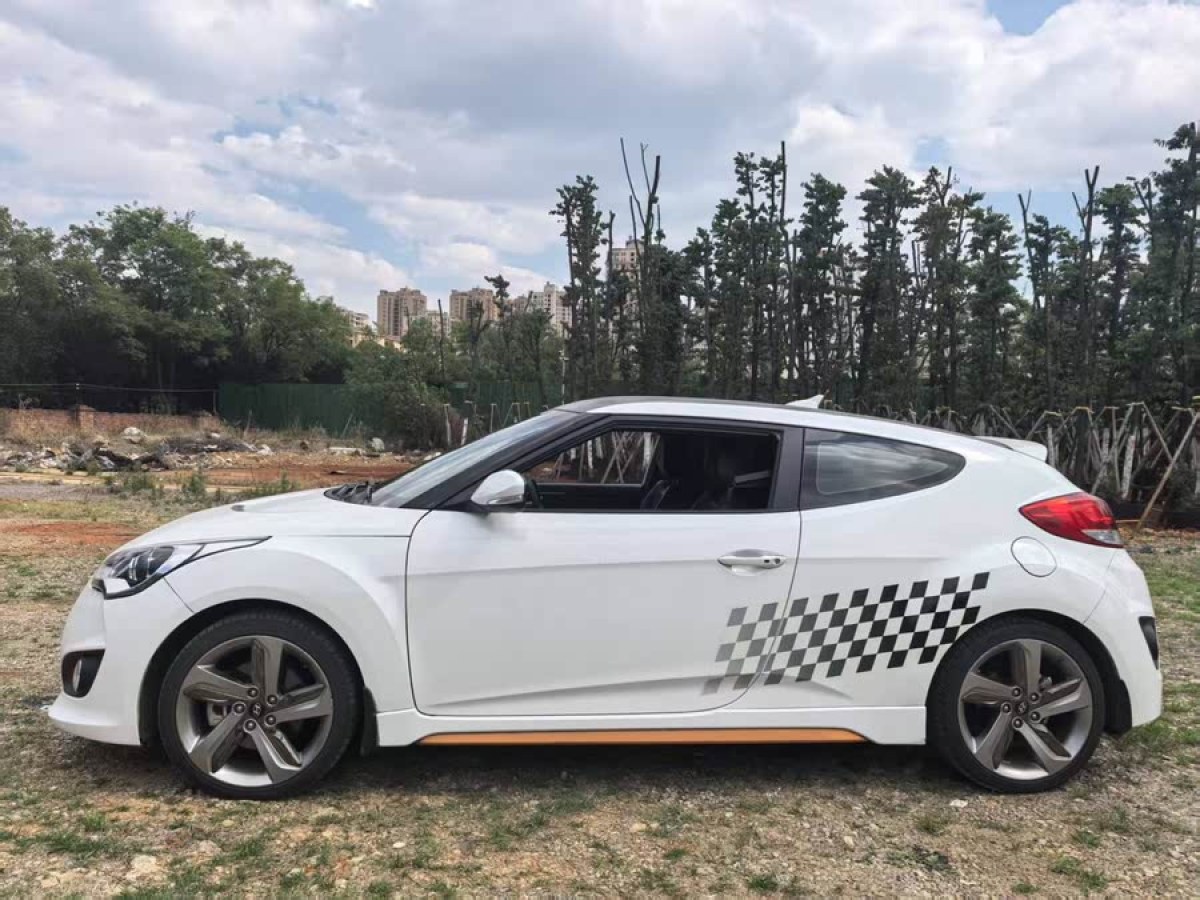 現(xiàn)代 Veloster飛思  2012款 1.6T 自動尊享版圖片