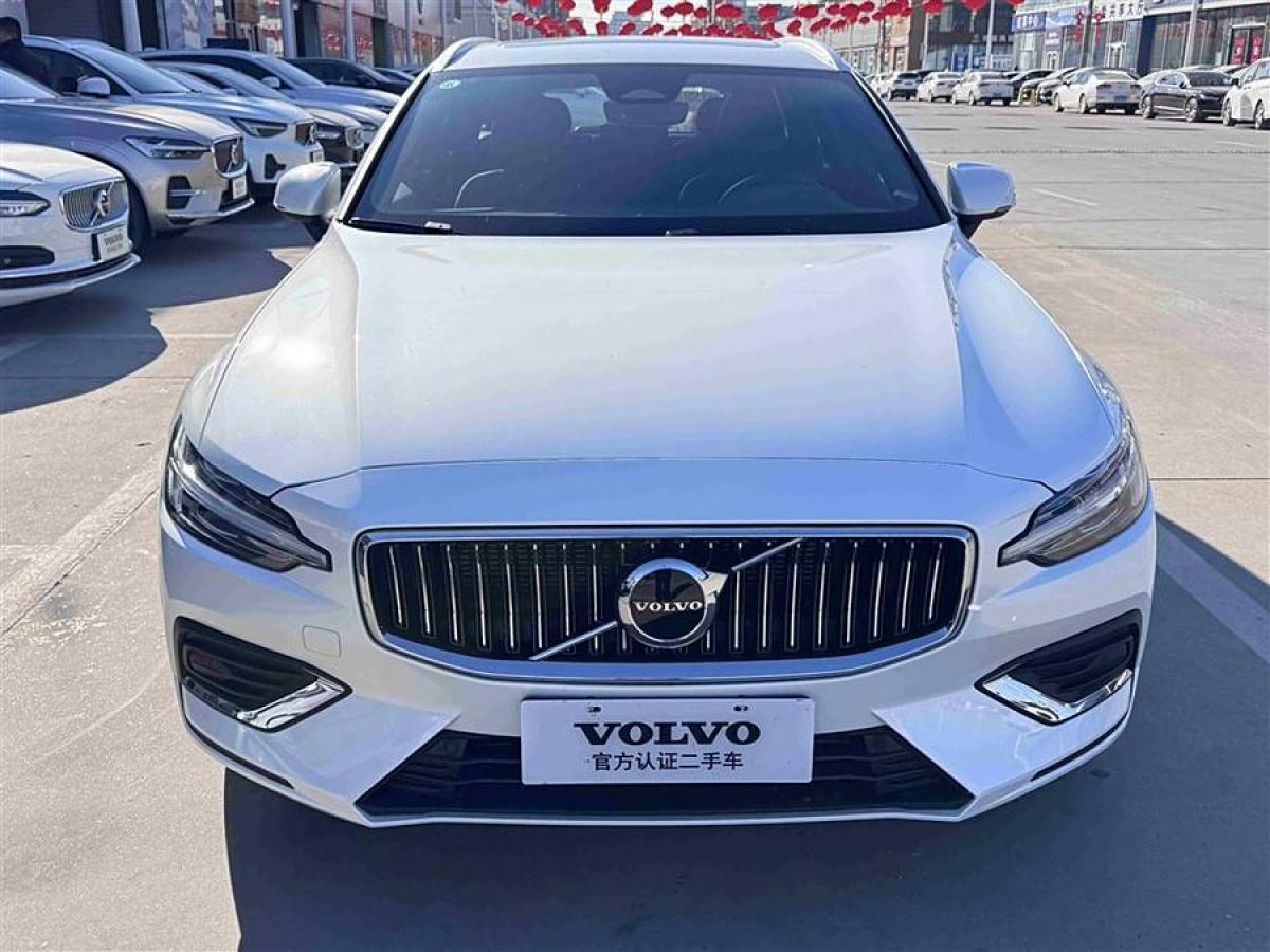 沃爾沃 V60  2024款 B5 智遠豪華版圖片