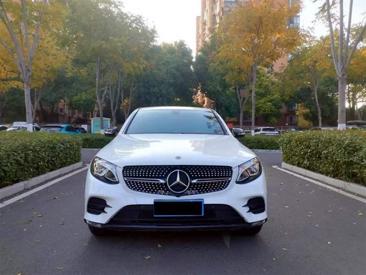 奔馳 奔馳GLC  2023款 改款 GLC 300 4MATIC 轎跑SUV圖片