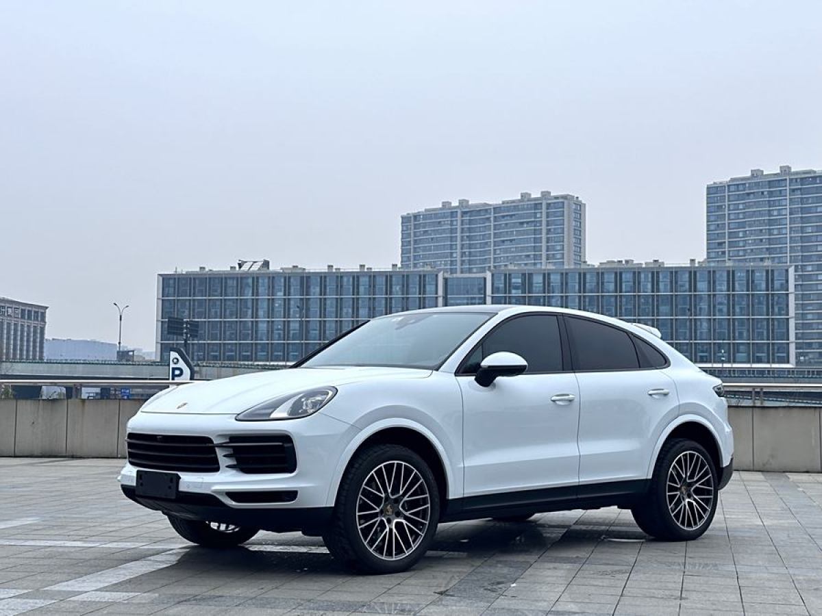 2023年6月保時捷 Cayenne  2023款 Cayenne Coupé 3.0T