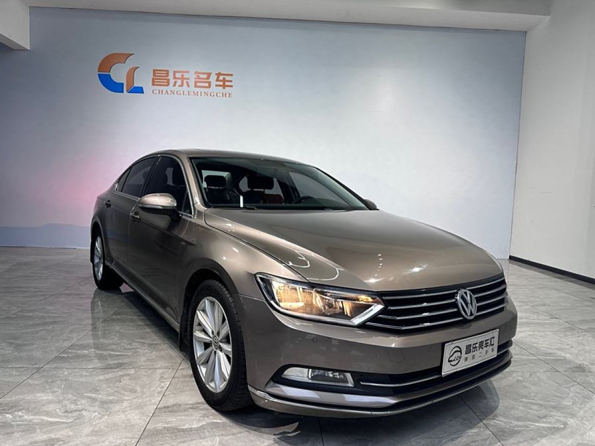 大眾 邁騰  2018款 330TSI DSG 領(lǐng)先型圖片