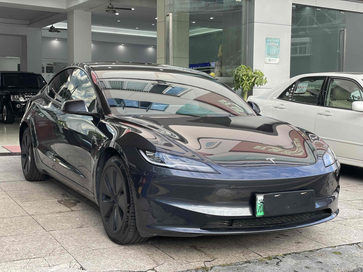 特斯拉 Model 3  2023款 煥新版 后輪驅(qū)動(dòng)圖片