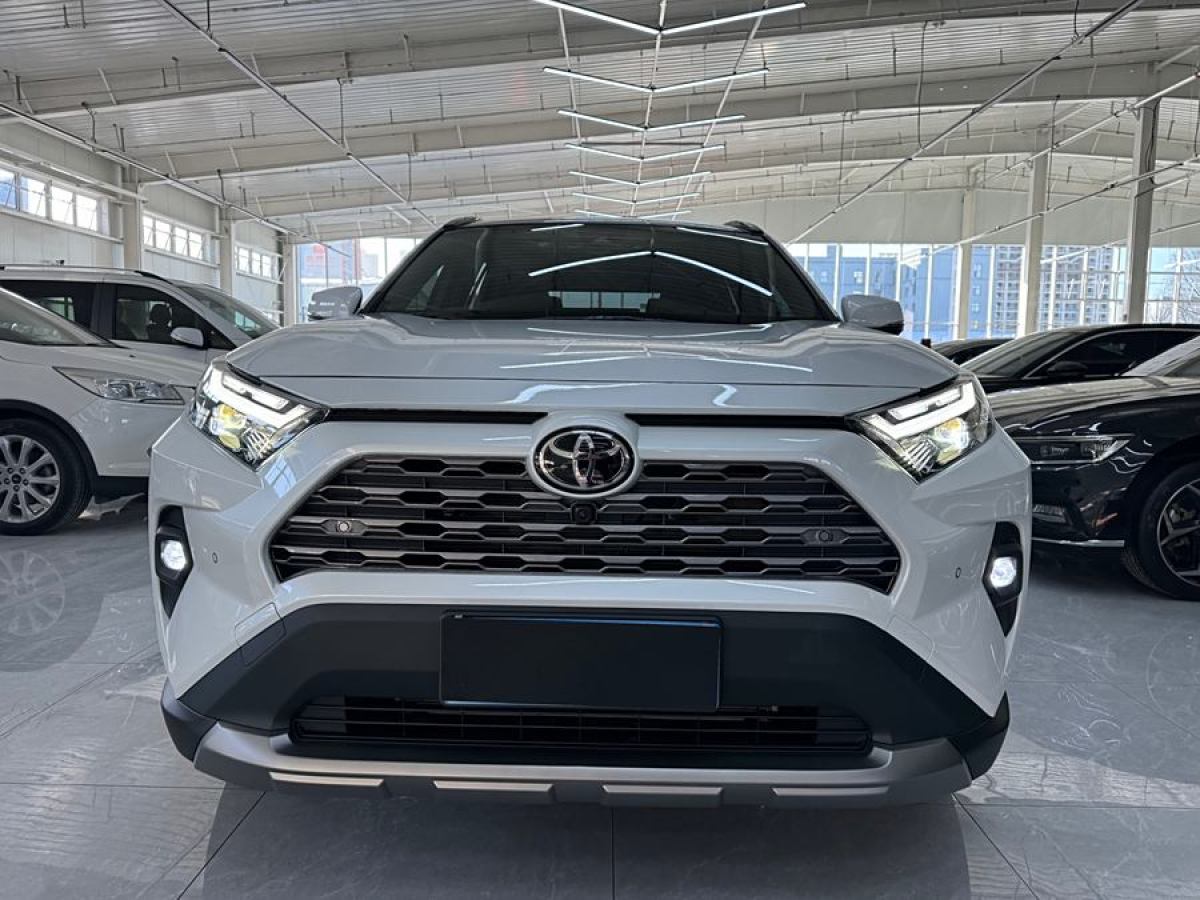 豐田 RAV4榮放  2024款 2.0L CVT兩驅(qū)風(fēng)尚Plus版圖片