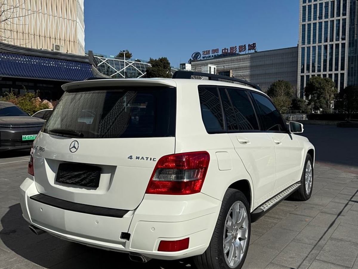 奔馳 奔馳GLK級  2011款 GLK 300 4MATIC 時(shí)尚型圖片