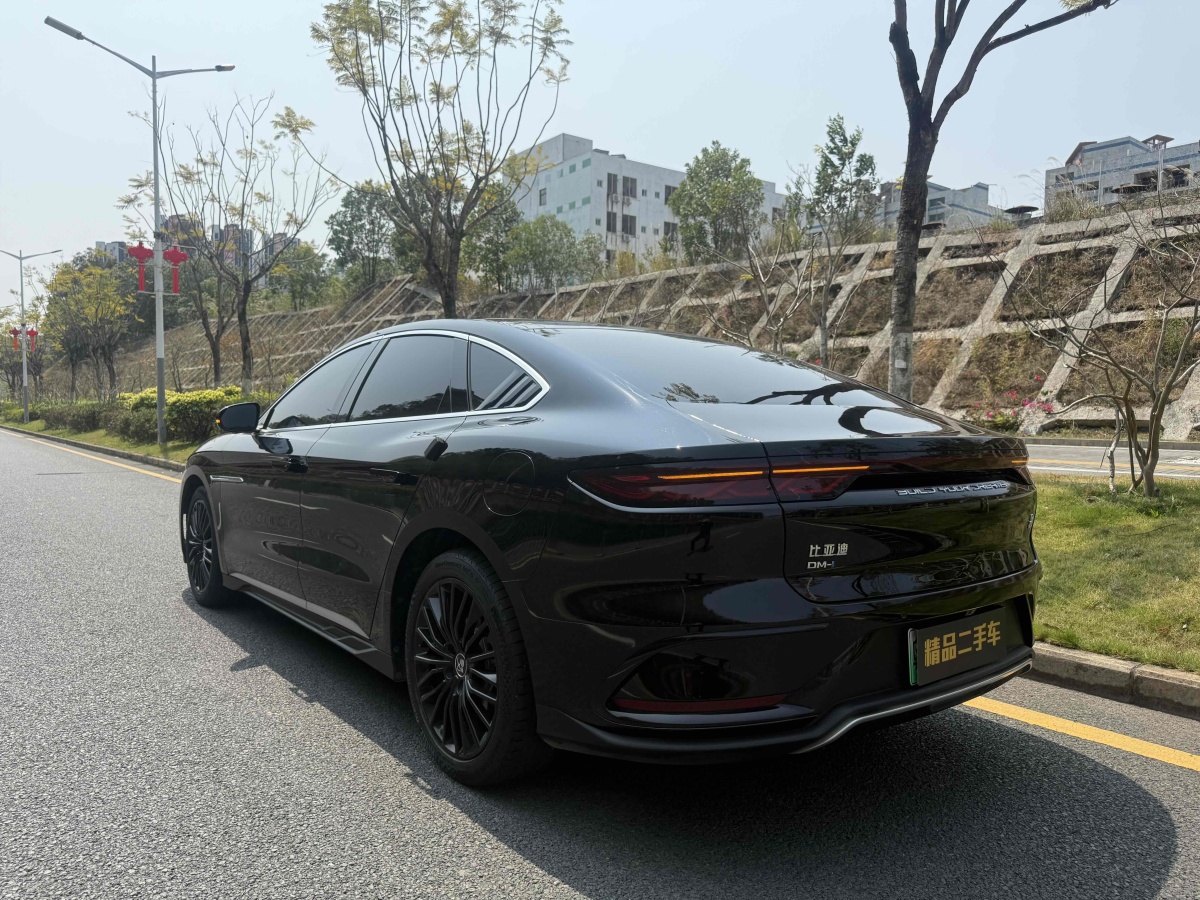 比亞迪 漢  2022款 DM-i 121KM 領(lǐng)航型圖片