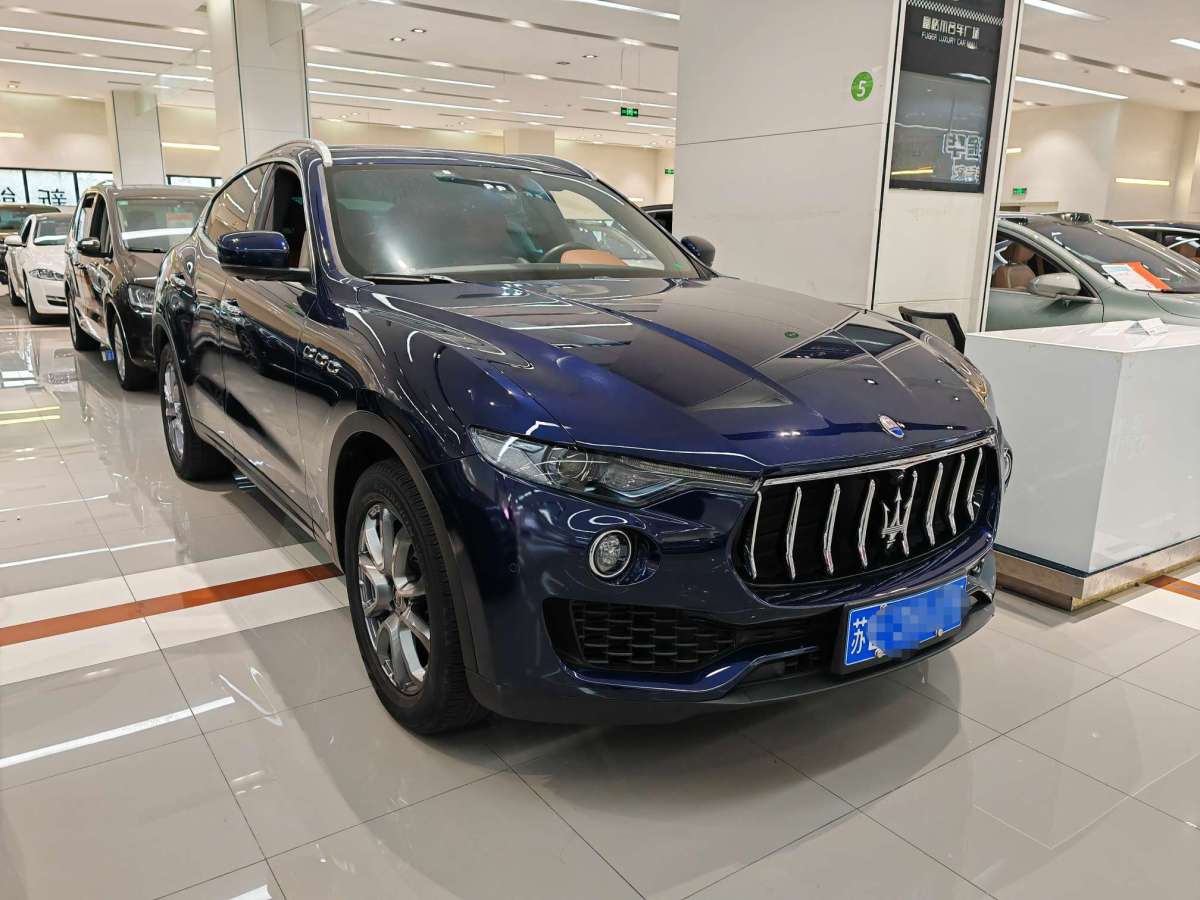 瑪莎拉蒂 Levante  2019款 3.0T 350Hp 標(biāo)準(zhǔn)版 國VI圖片