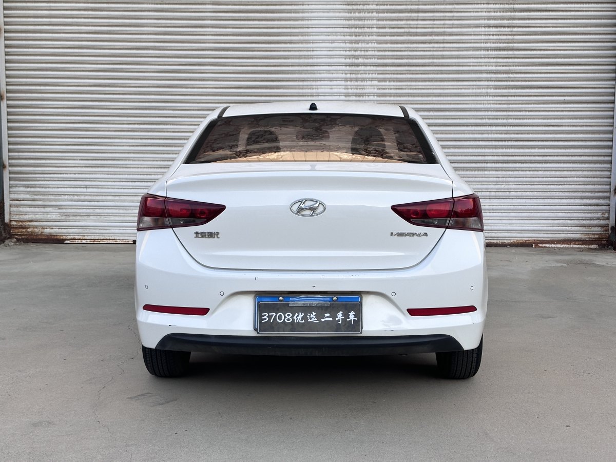 2014年6月現(xiàn)代 名圖  2014款 1.8L 自動智能型GLS