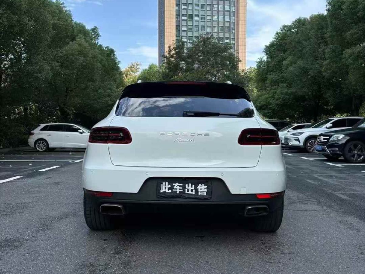 保時捷 Macan 圖片