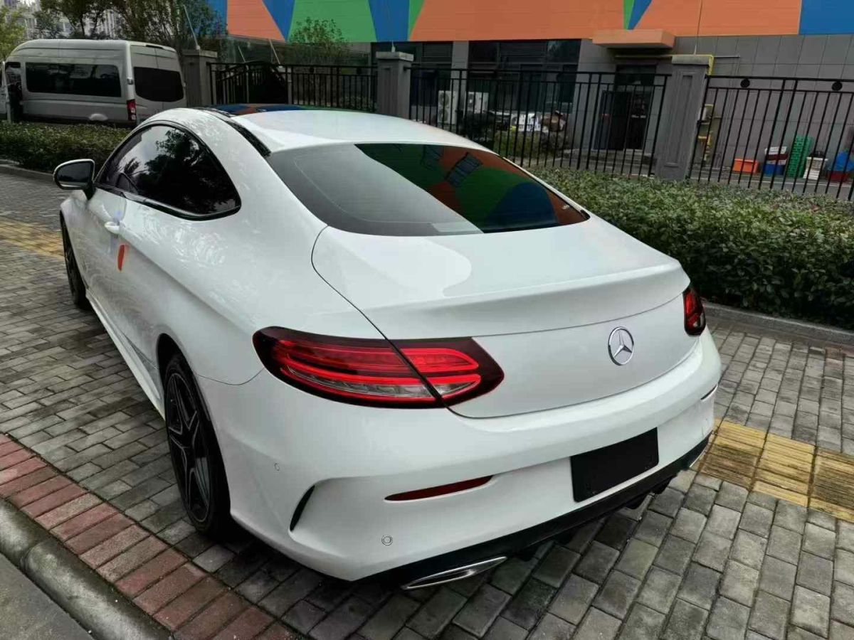 奔馳 奔馳C級  2019款 C 300 轎跑車圖片