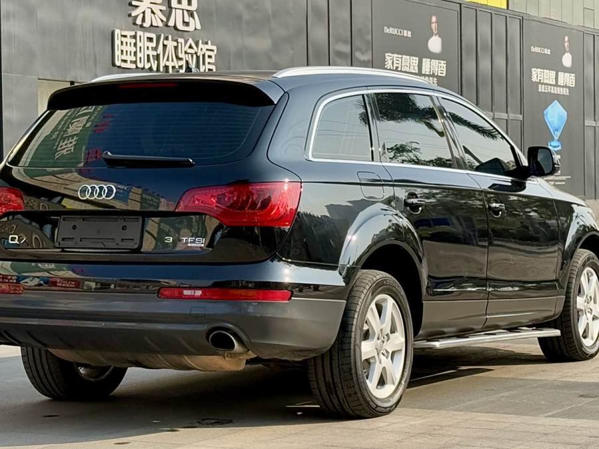 奧迪 奧迪Q7  2014款 35 TFSI 進(jìn)取型圖片