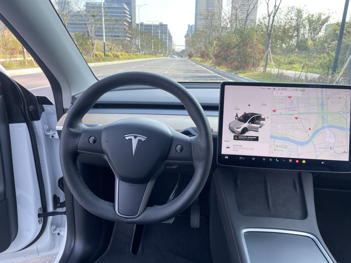 特斯拉 Model Y  2021款 長續(xù)航全輪驅(qū)動(dòng)版 3D7圖片