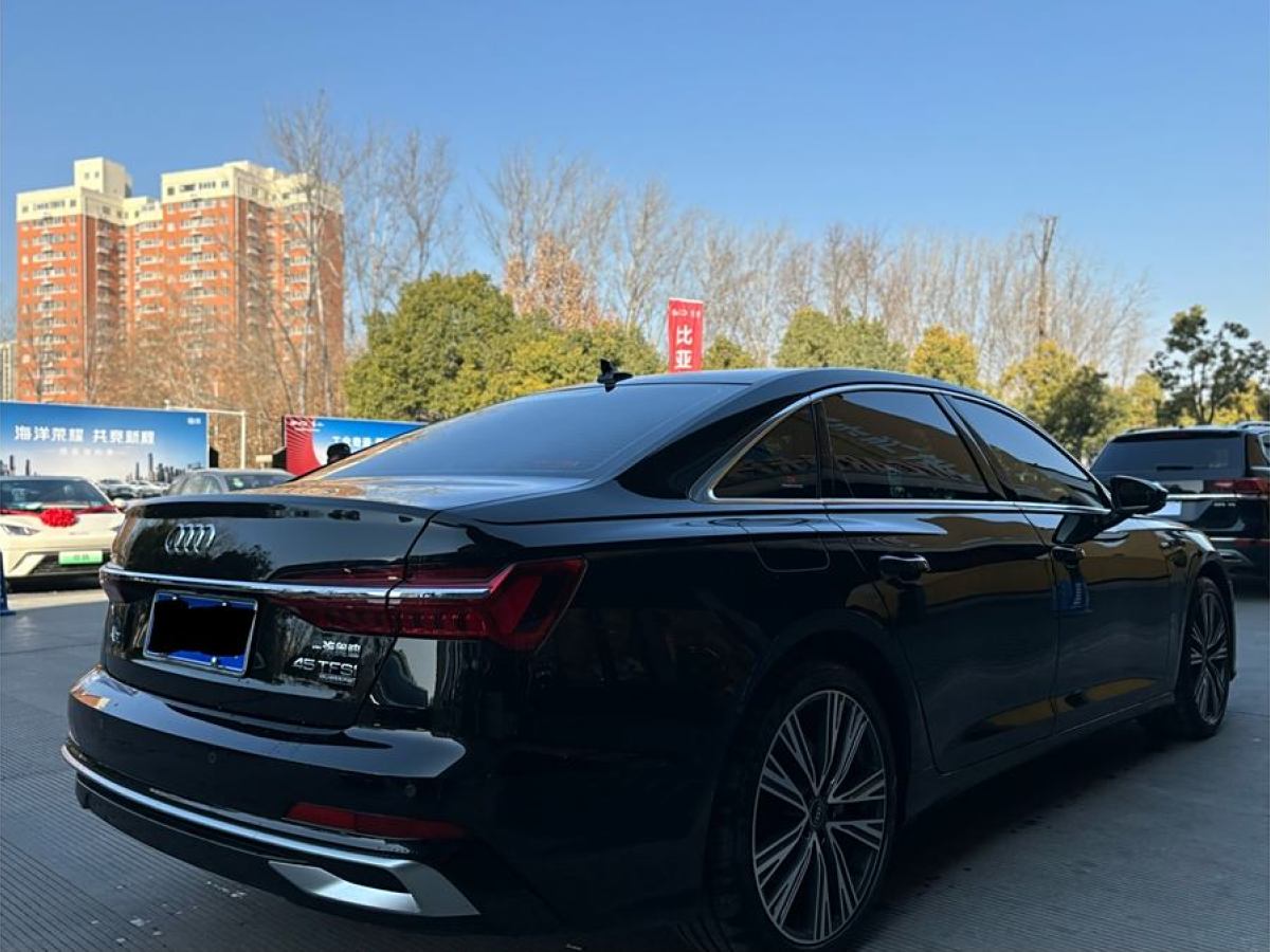 奧迪 奧迪A6L  2024款 45 TFSI quattro 臻選動感型圖片