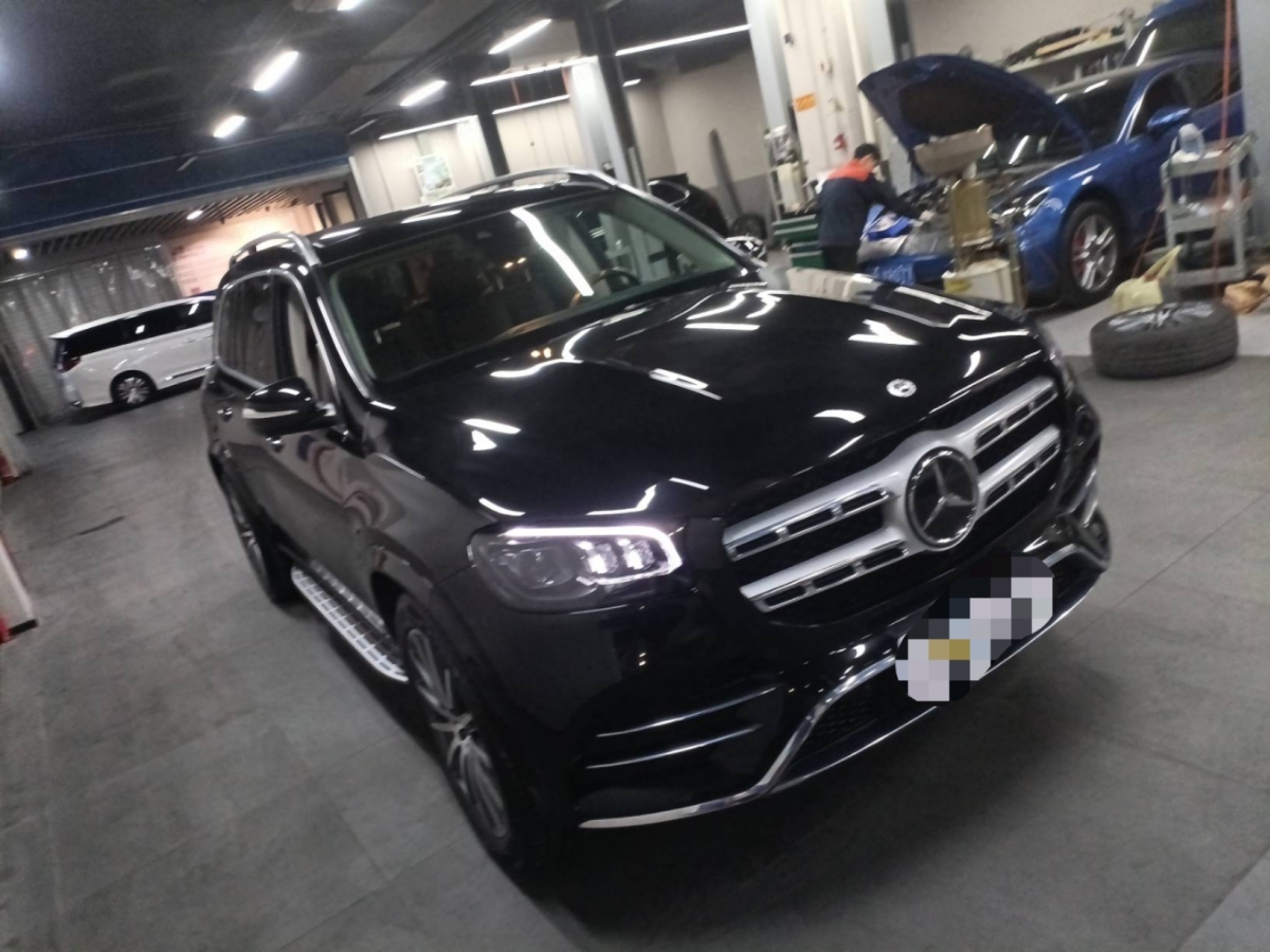 奔馳 奔馳GLS  2022款 改款二 GLS 450 4MATIC 豪華型圖片
