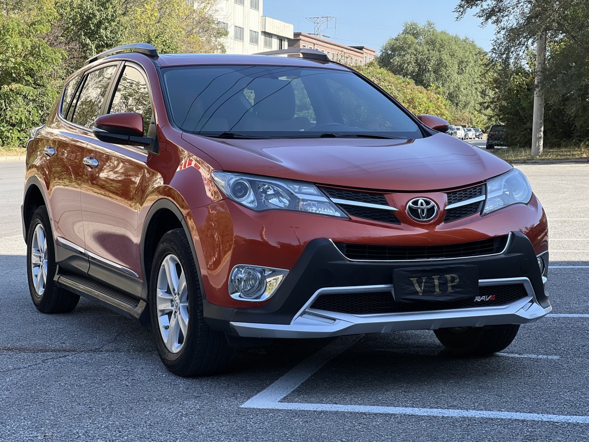 2014年3月豐田 RAV4  2018款 榮放 2.0L CVT四驅(qū)新銳版