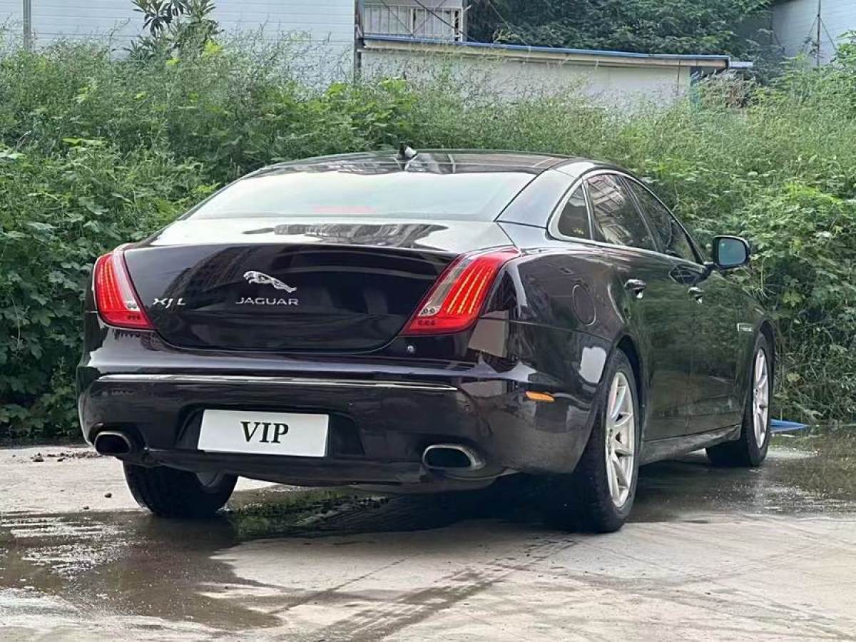 捷豹 XJ  2014款 XJL 2.0T 兩驅(qū)典雅商務(wù)版圖片