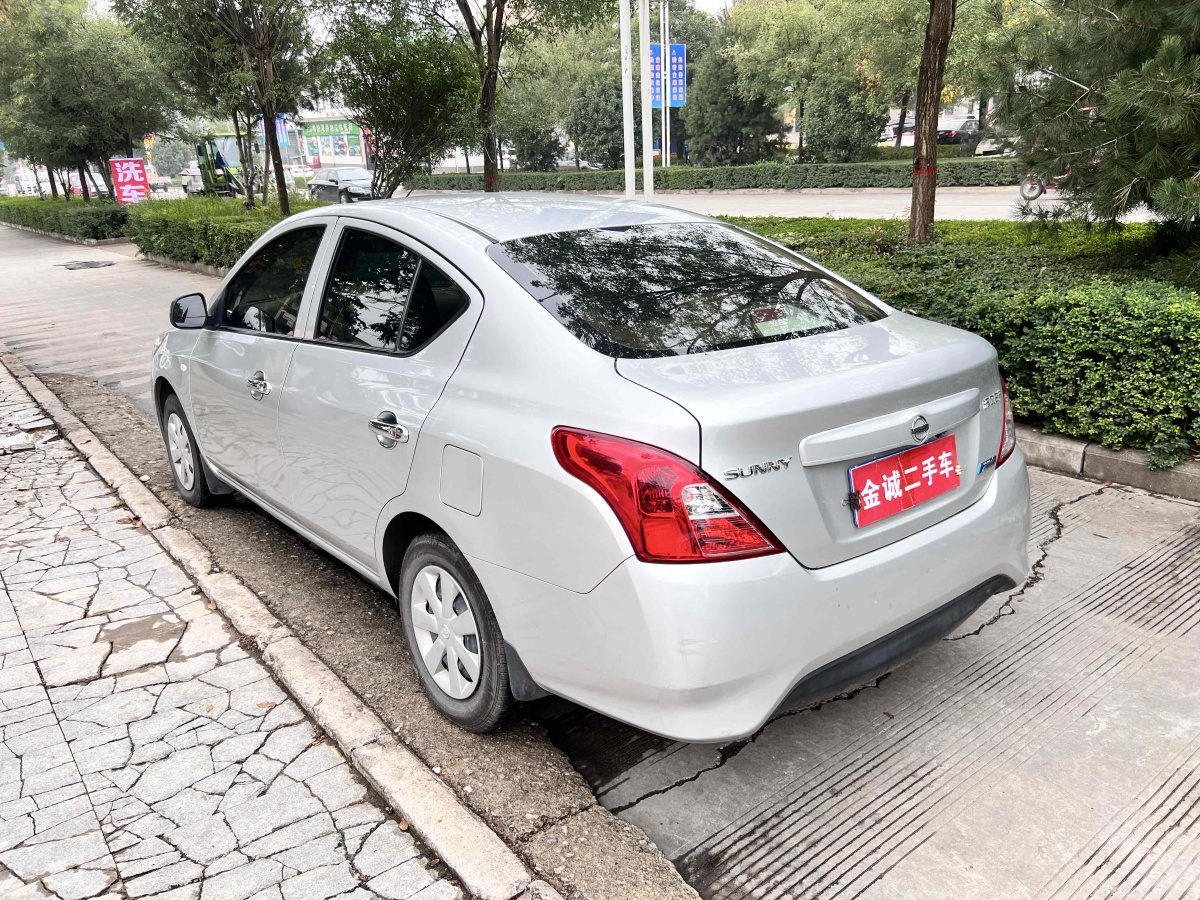 日產(chǎn) 陽光  2016款 1.5XE CVT領(lǐng)先版圖片