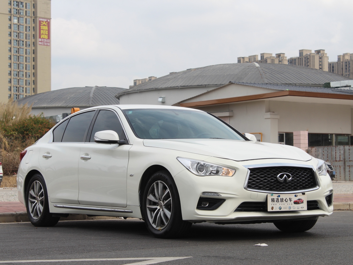 英菲尼迪 Q50L  2021款 2.0T 舒適版圖片