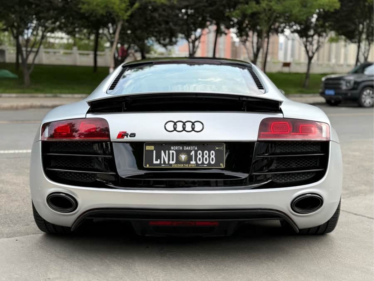 奧迪 奧迪R8  2012款 5.2 FSI quattro 限量版圖片