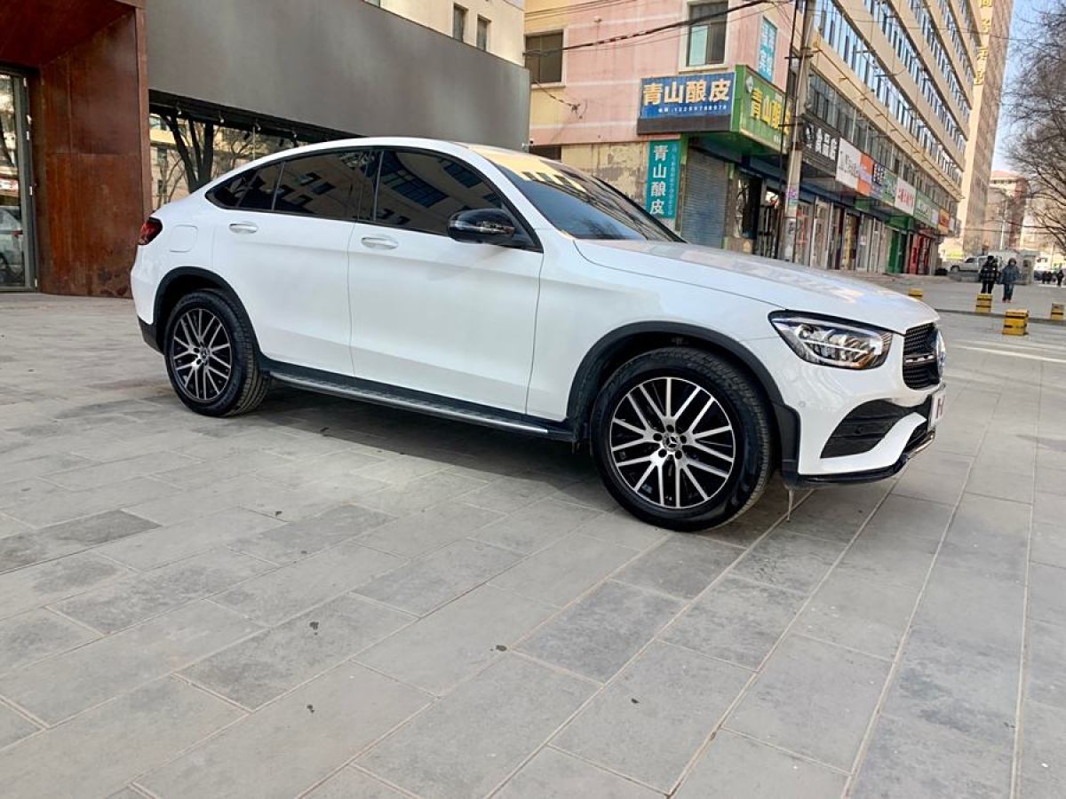 奔馳 奔馳GLC  2022款 改款 GLC 300 4MATIC 轎跑SUV圖片