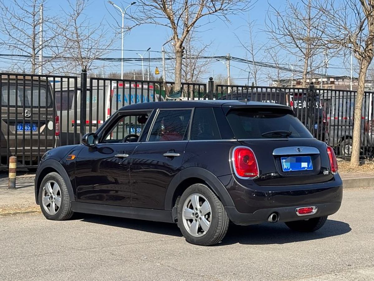 MINI MINI  2015款 1.2T ONE 五門版圖片