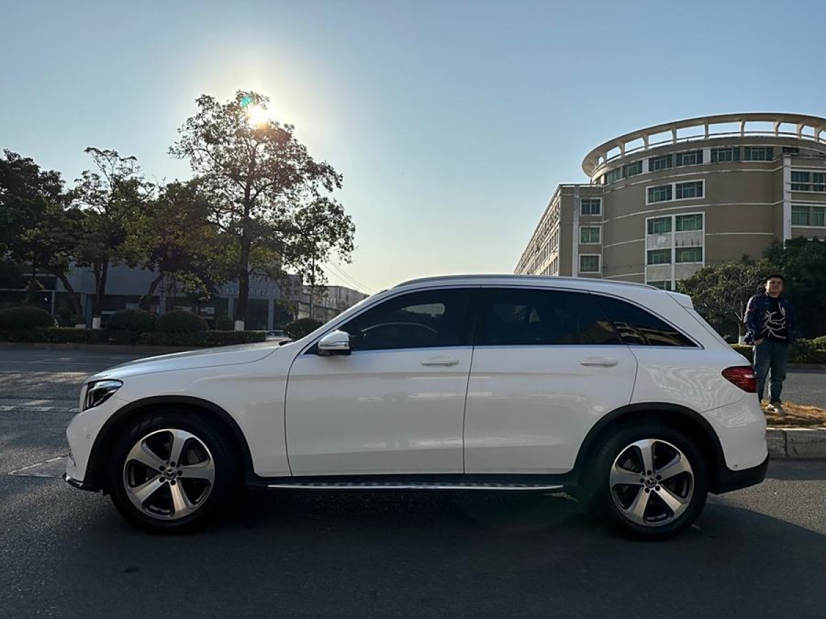 奔馳 奔馳GLC  2017款 GLC 260 4MATIC 動感型圖片