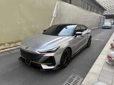 2022年6月 長安 長安UNI-V 1.5T 運(yùn)動版圖片