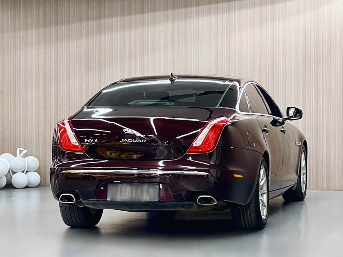 捷豹 XJ  2014款 XJL 2.0T 兩驅(qū)典雅商務(wù)版圖片