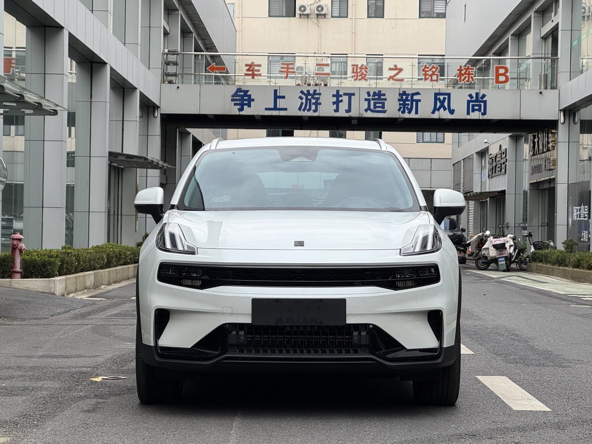 領(lǐng)克 領(lǐng)克06新能源  2022款 PHEV 84KM續(xù)航版 Pro圖片