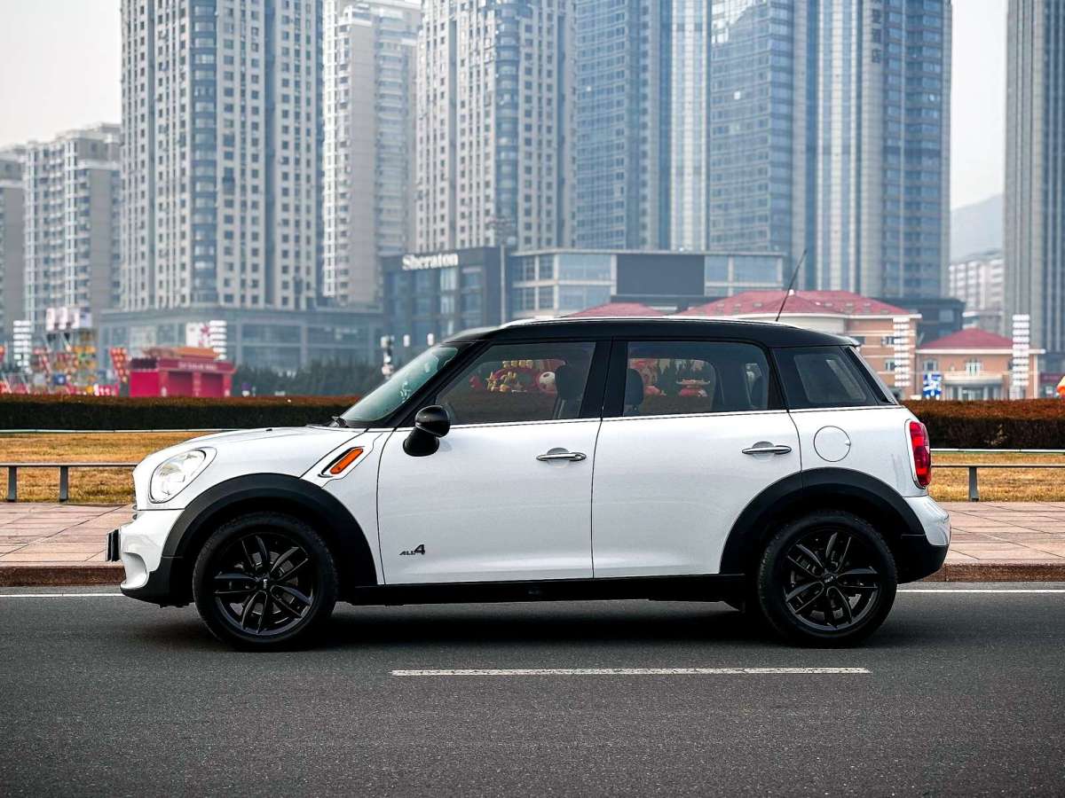 MINI COUNTRYMAN  2013款 1.6T COOPER ALL4 Fun圖片