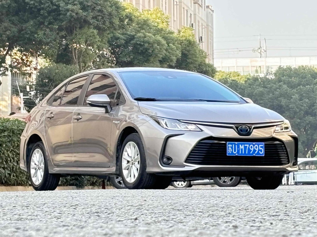 豐田 卡羅拉  2021款 雙擎 1.8L E-CVT精英版圖片