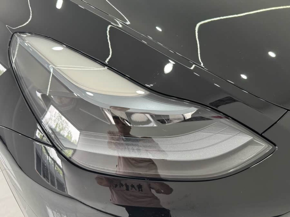特斯拉 Model Y  2024款 后輪驅(qū)動(dòng)版圖片