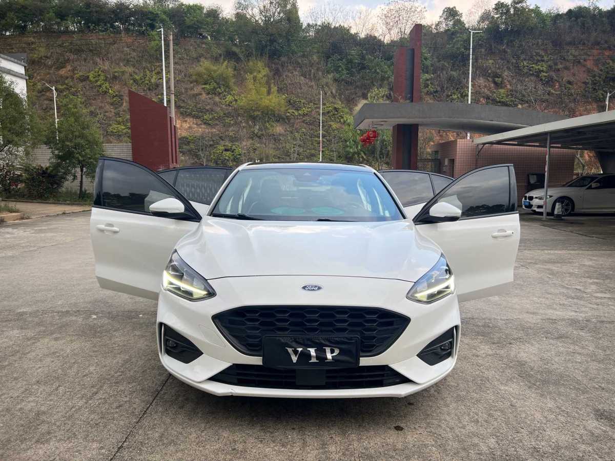 福特 福克斯  2021款 三廂 EcoBoost 180 自動(dòng)ST Line圖片