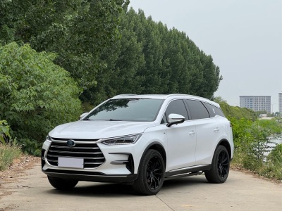 2021年5月 比亞迪 唐新能源 DM 2.0T 四驅(qū)高性能版尊榮型圖片