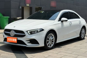 奔馳A級 奔馳 改款 A 200 L 運(yùn)動轎車動感型