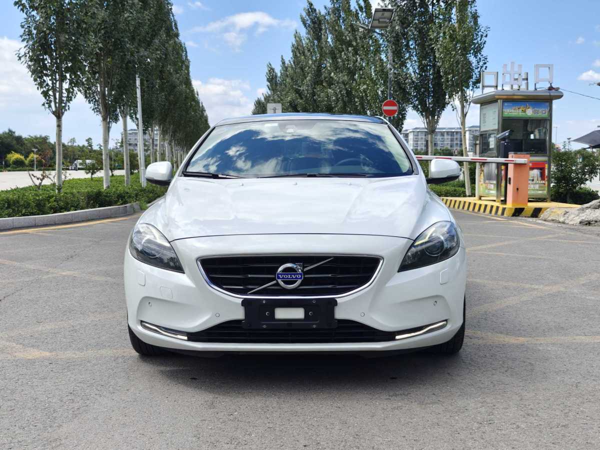 沃爾沃 V40  2014款 2.0T 智雅版圖片