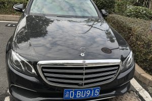 奔驰E级 奔驰 E 300 L 豪华型