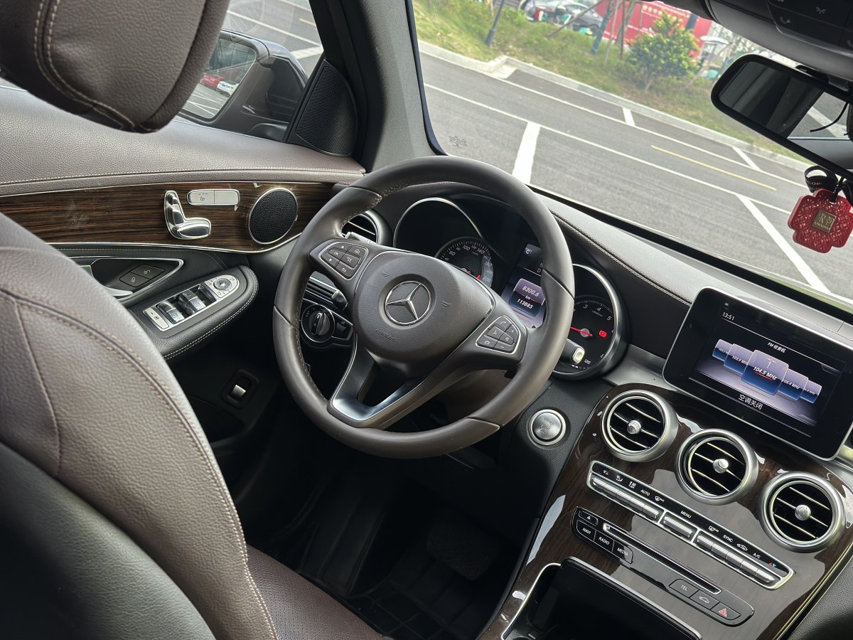 奔馳 奔馳GLC  2019款 GLC 260 L 4MATIC 動感型圖片