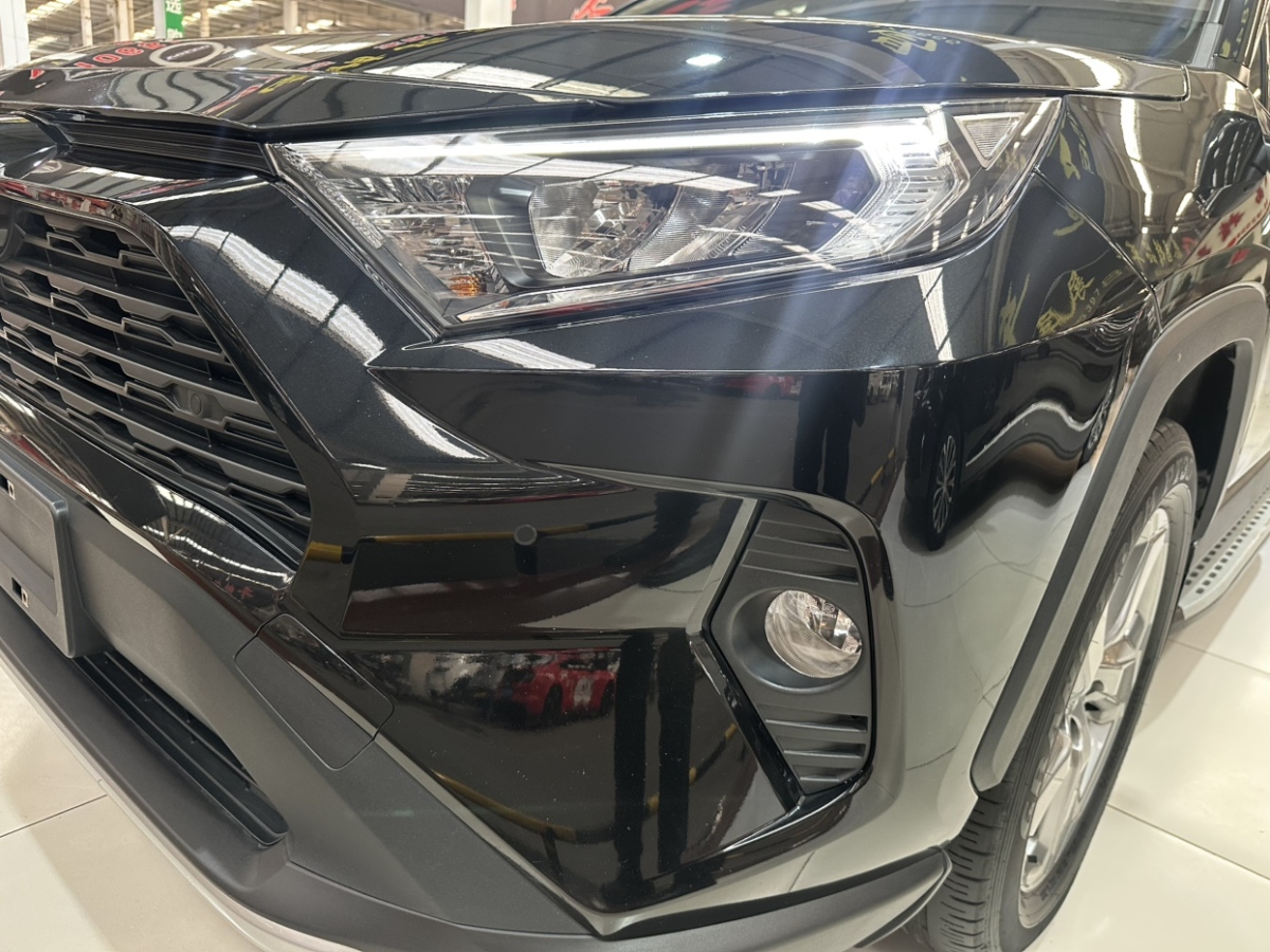 豐田 RAV4榮放  2022款 2.0L CVT兩驅(qū)風(fēng)尚Plus版圖片